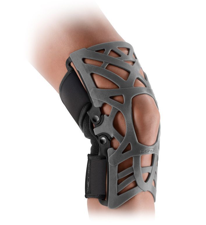 fotografía de una rodillera reaction knee de la marca donjoy de la farmacia Castejón